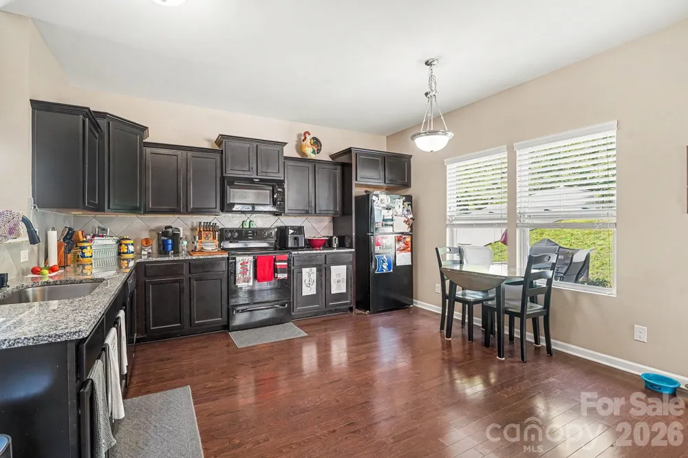 7420 Edgefield Court Matthews, NC 28104