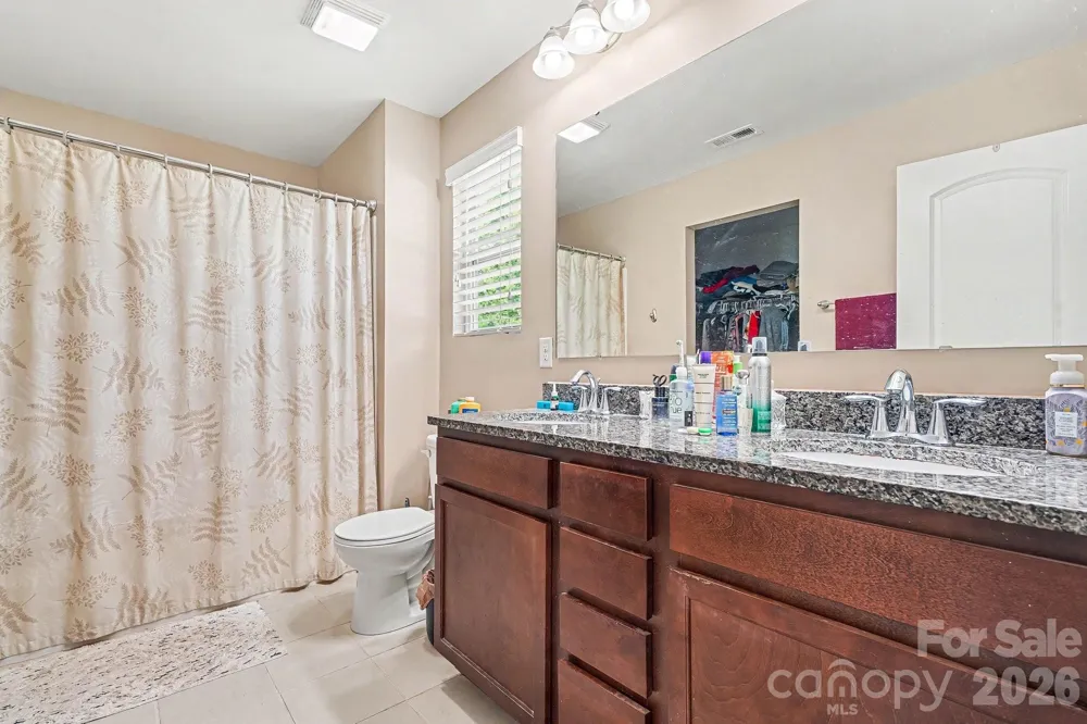 7420 Edgefield Court Matthews, NC 28104