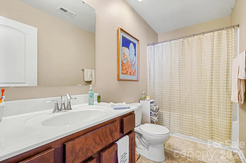 7420 Edgefield Court Matthews, NC 28104