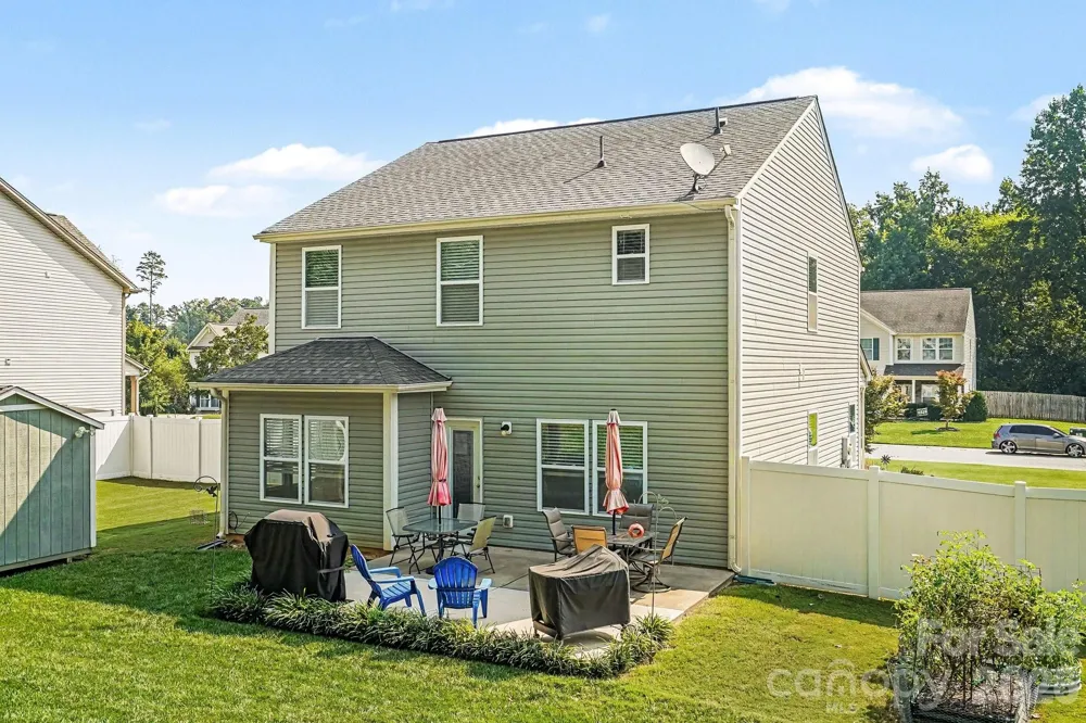 7420 Edgefield Court Matthews, NC 28104