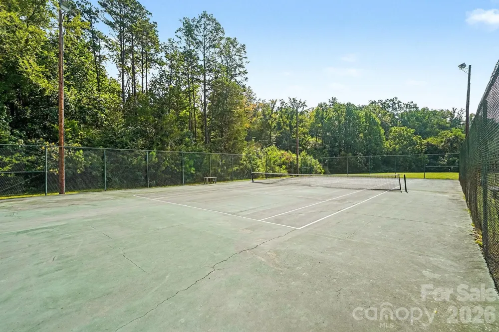 7420 Edgefield Court Matthews, NC 28104