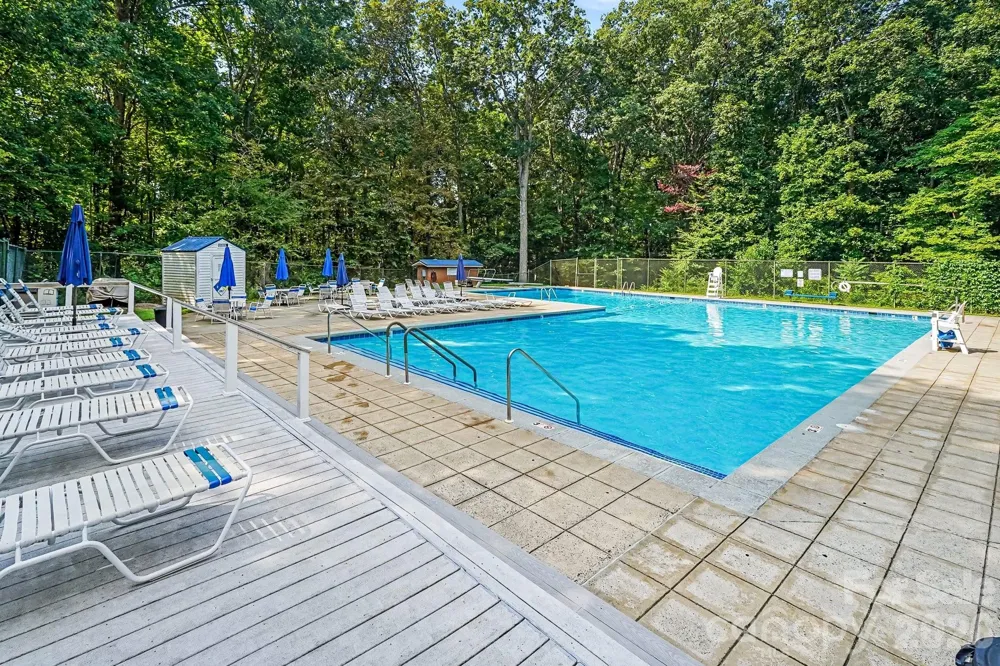 7420 Edgefield Court Matthews, NC 28104