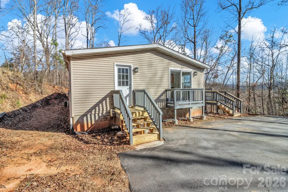 30 Pinners Cove Road Asheville, NC 28803