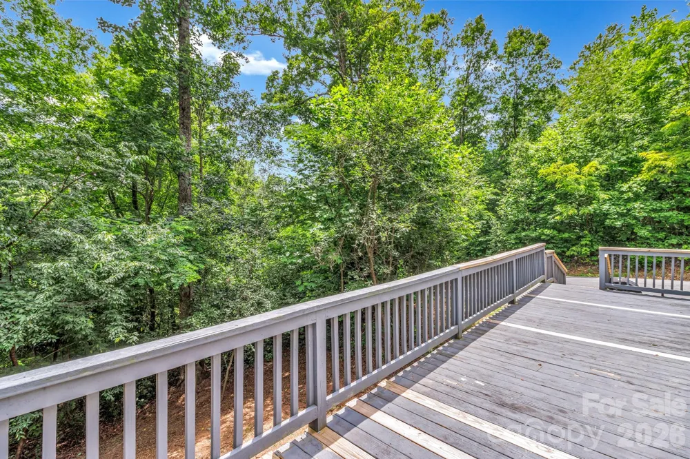30 Pinners Cove Road Asheville, NC 28803