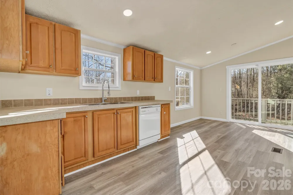 30 Pinners Cove Road Asheville, NC 28803