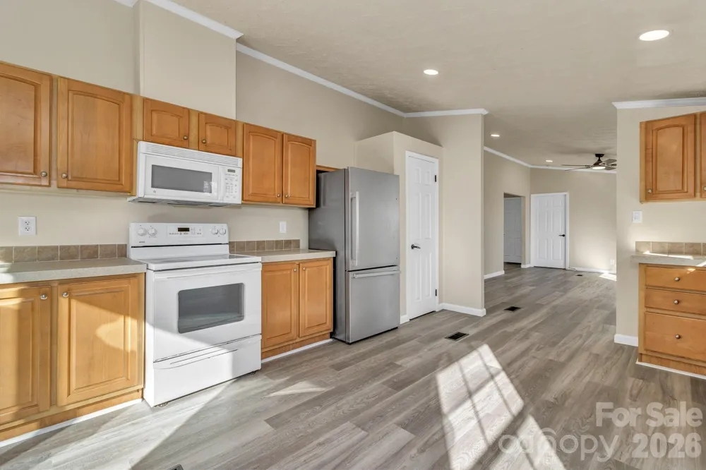 30 Pinners Cove Road Asheville, NC 28803