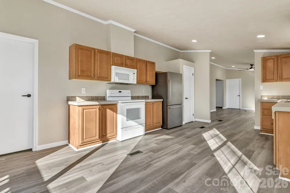 30 Pinners Cove Road Asheville, NC 28803