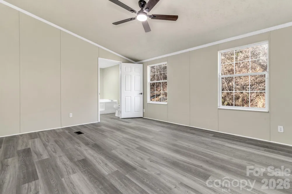 30 Pinners Cove Road Asheville, NC 28803