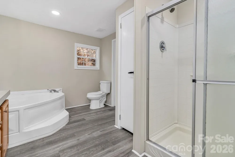 30 Pinners Cove Road Asheville, NC 28803