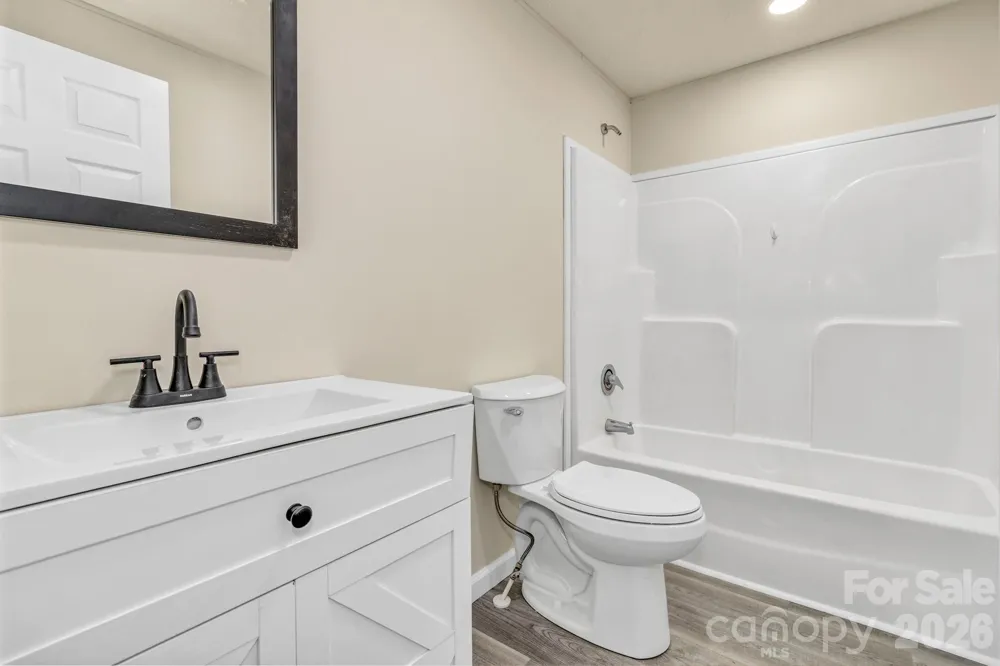 30 Pinners Cove Road Asheville, NC 28803