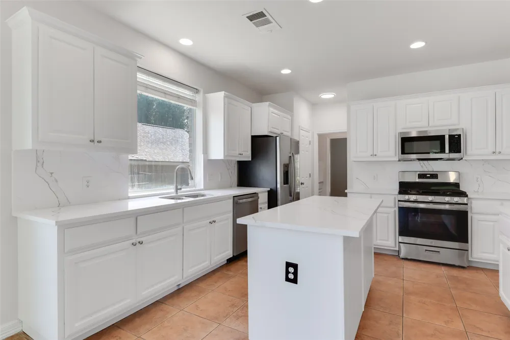 4208 Park Vista Trail Round Rock, TX 78665
