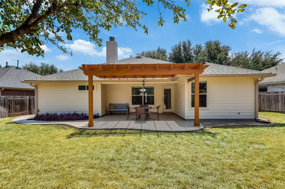 328 Hidden Brook Lane Round Rock, TX 78665