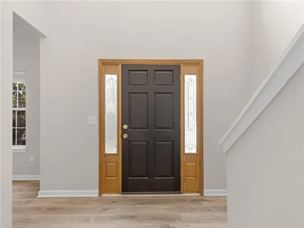 11704 Spring Lake Way Fayetteville, GA 30215