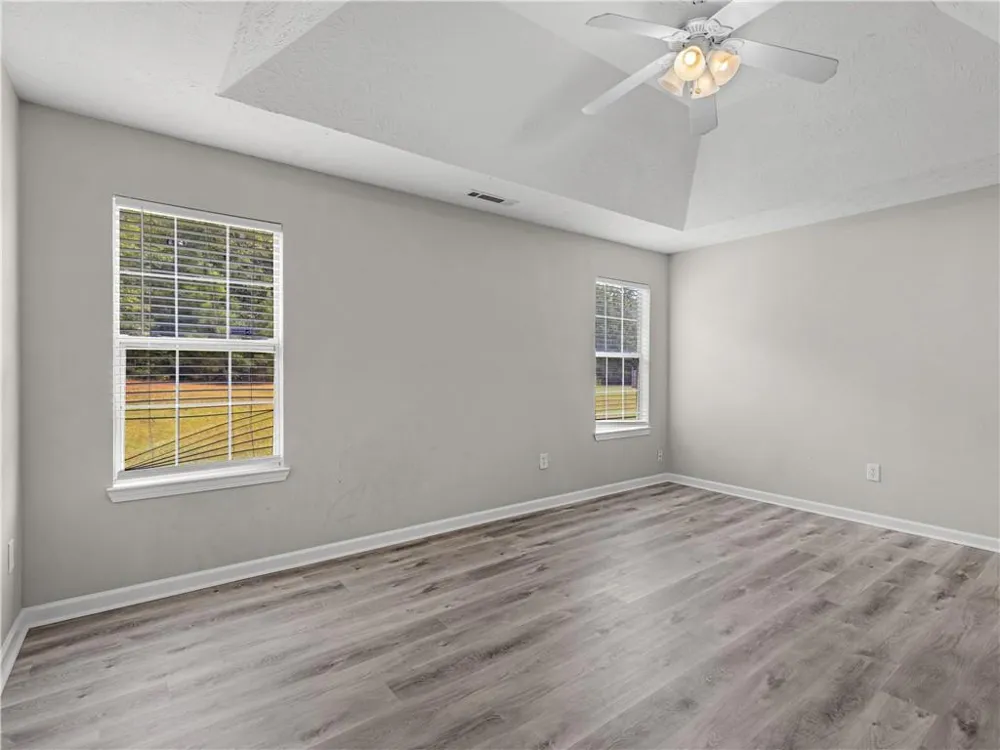 11704 Spring Lake Way Fayetteville, GA 30215