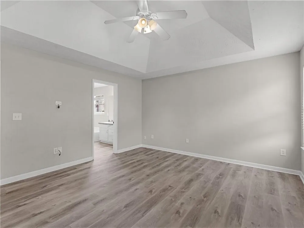 11704 Spring Lake Way Fayetteville, GA 30215
