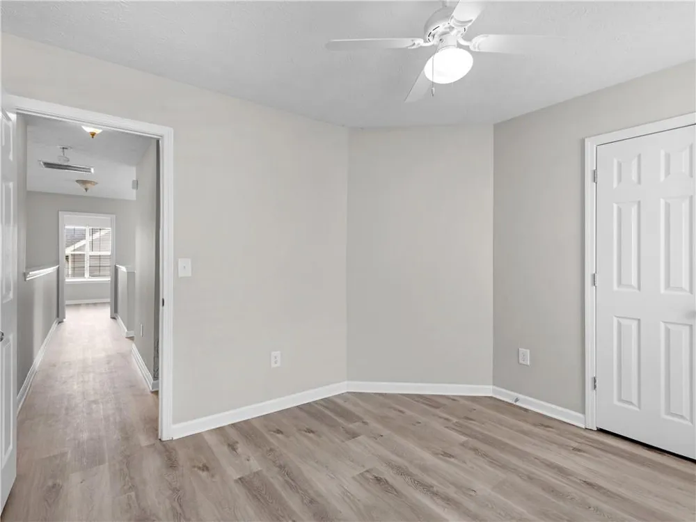 11704 Spring Lake Way Fayetteville, GA 30215