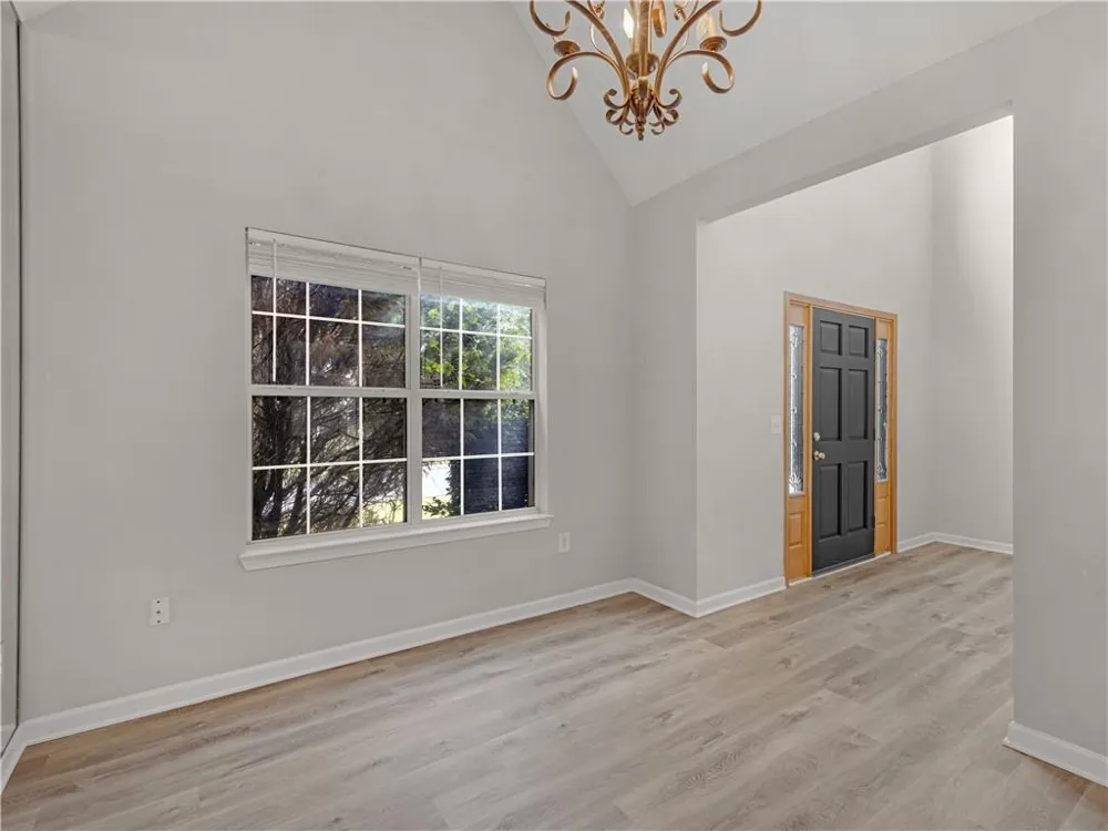 11704 Spring Lake Way Fayetteville, GA 30215