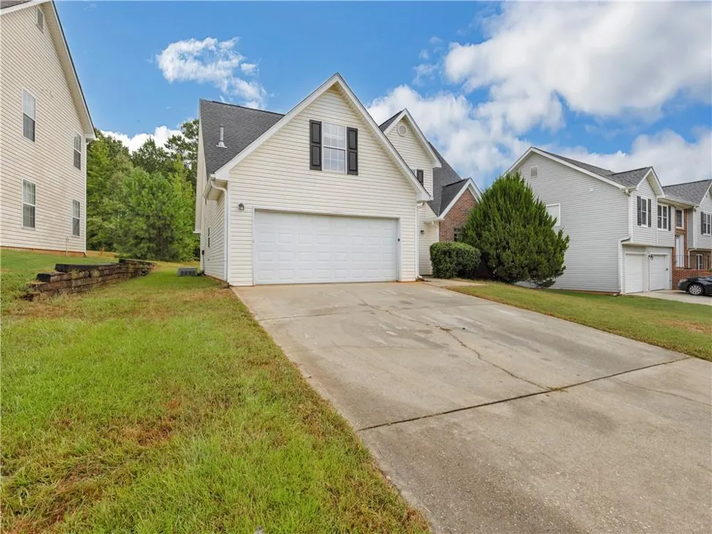 11704 Spring Lake Way Fayetteville, GA 30215