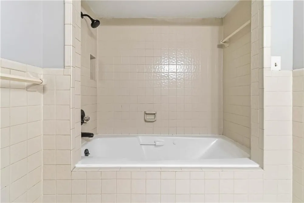 760 Pine Needle Road Hampton, GA 30228