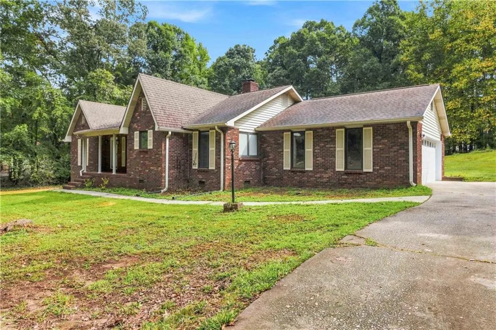 760 Pine Needle Road Hampton, GA 30228