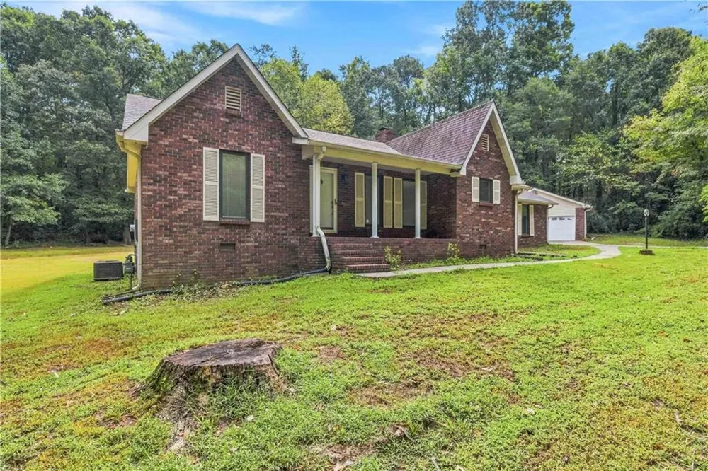 760 Pine Needle Road Hampton, GA 30228