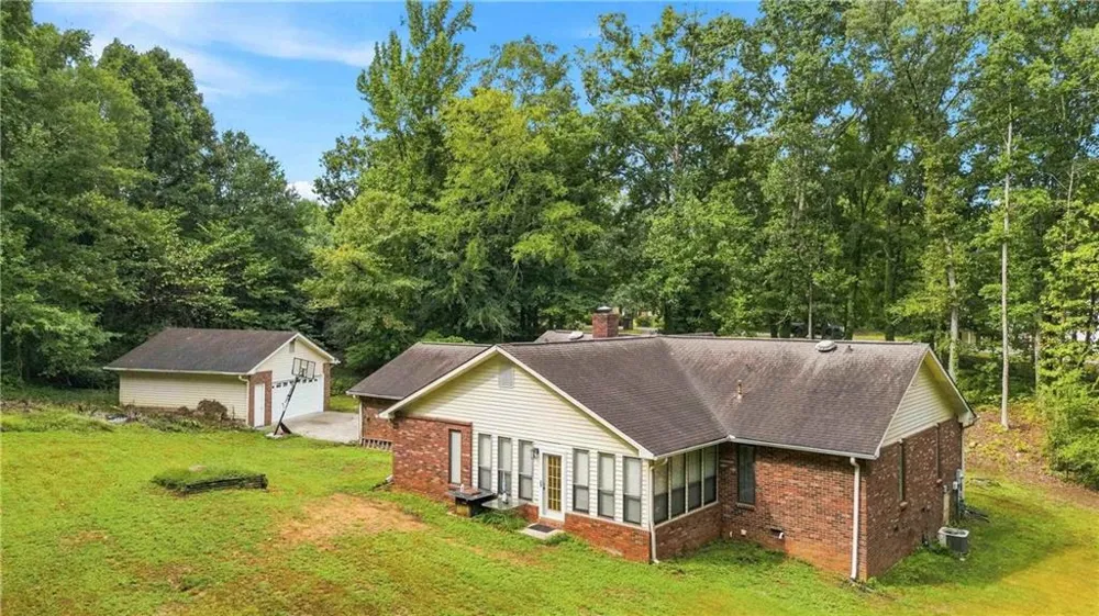 760 Pine Needle Road Hampton, GA 30228