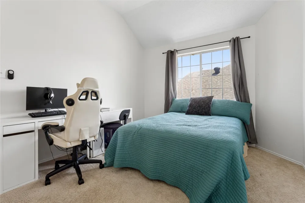 1650 Glenmore Drive Lewisville, TX 75077