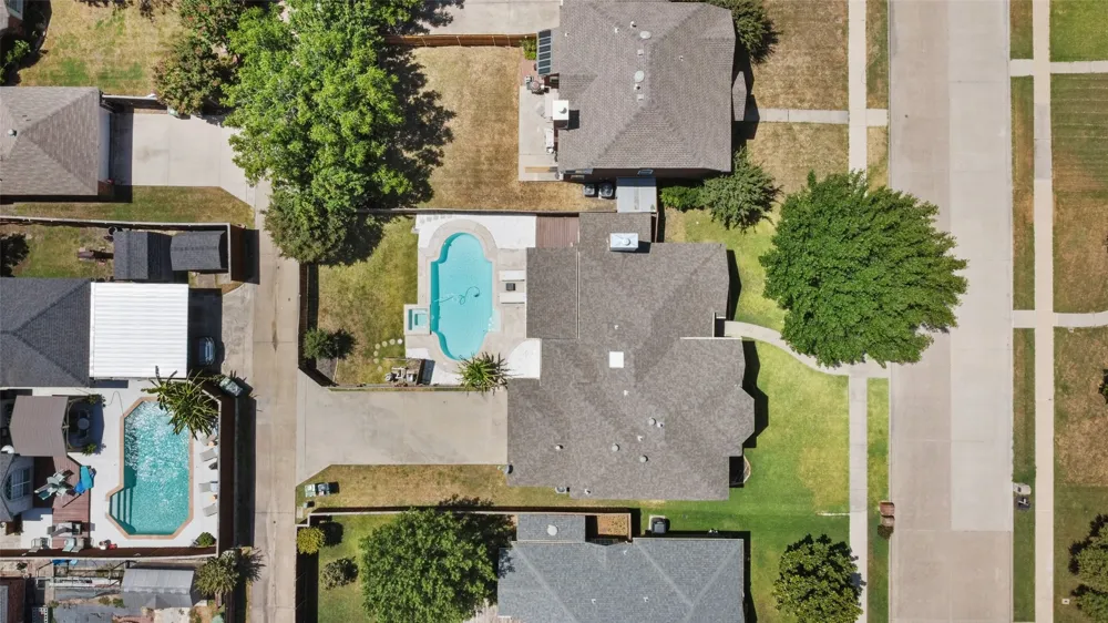 1650 Glenmore Drive Lewisville, TX 75077