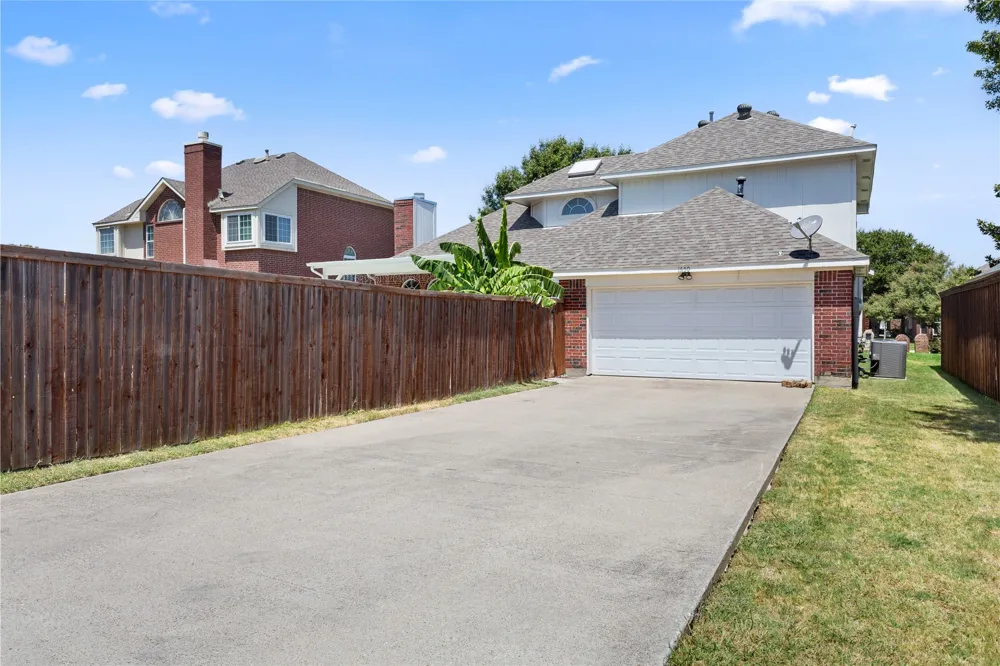 1650 Glenmore Drive Lewisville, TX 75077