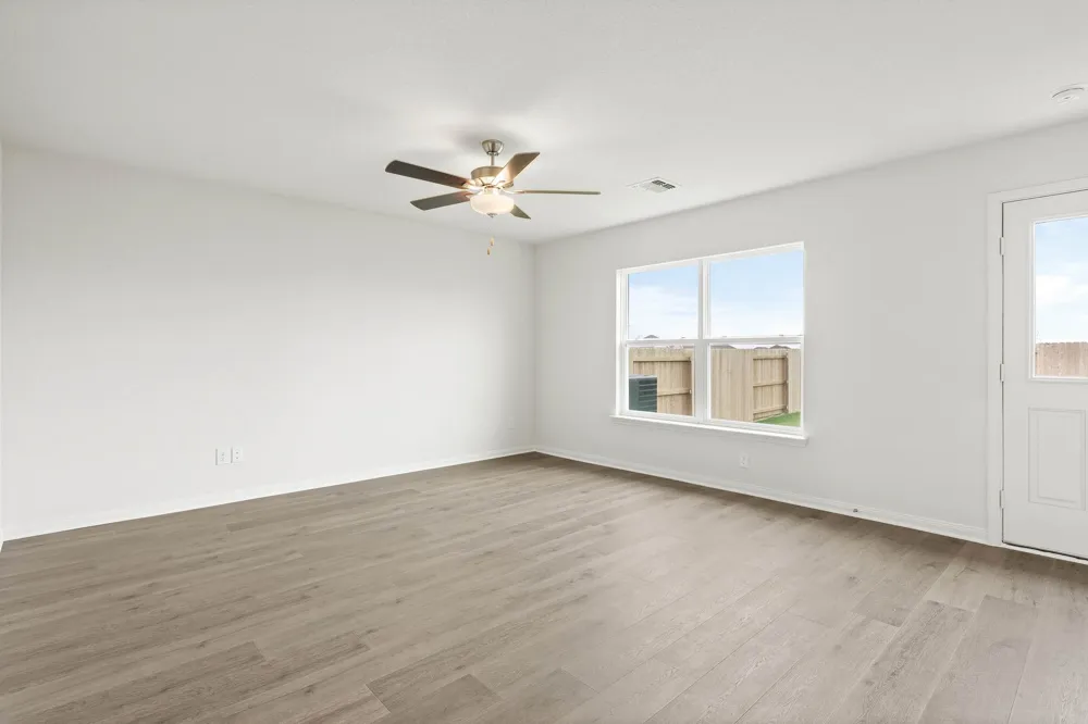 10105 Throttle Lane Fort Worth, TX 76131
