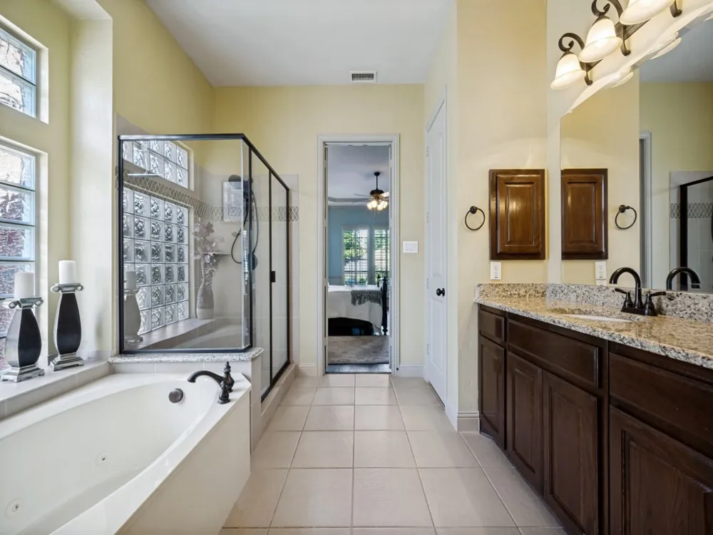 2415 Strathfield Lane Trophy Club, TX 76262