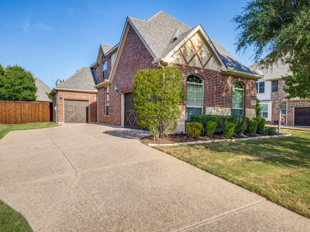 2415 Strathfield Lane Trophy Club, TX 76262