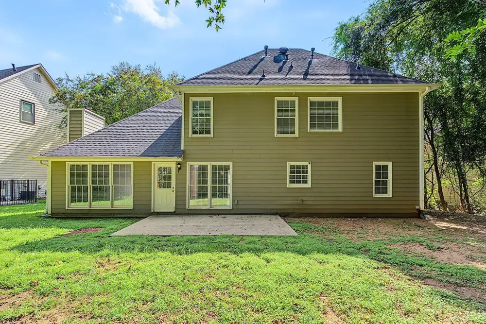 418 Middle Valley Lane Woodstock, GA 30189