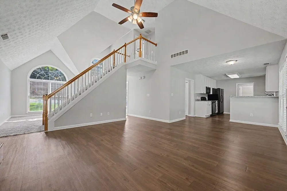 418 Middle Valley Lane Woodstock, GA 30189
