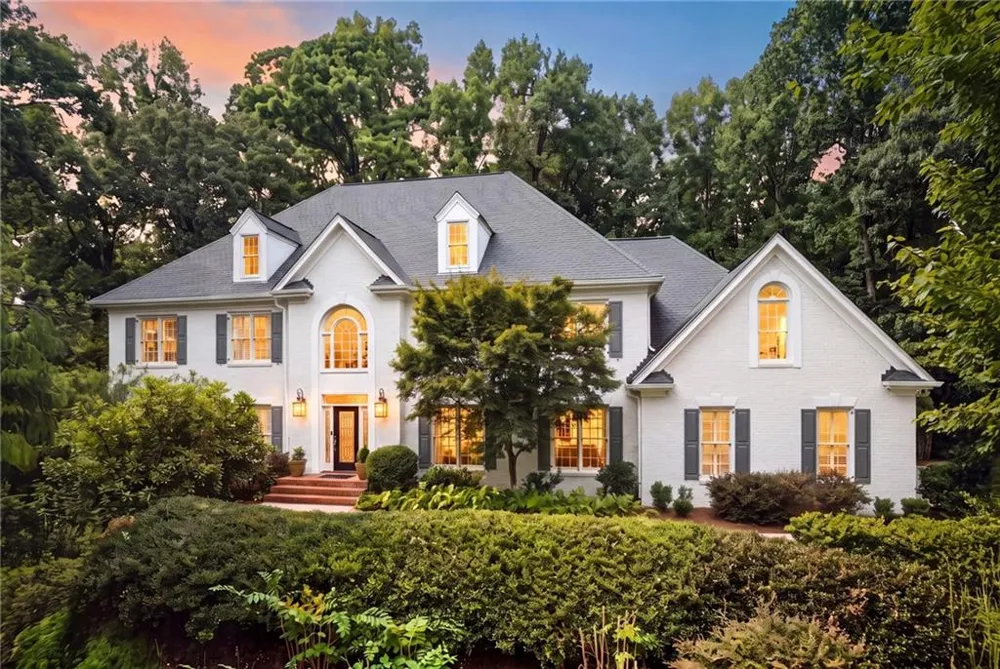 2134 River Cliff Drive Roswell, GA 30076