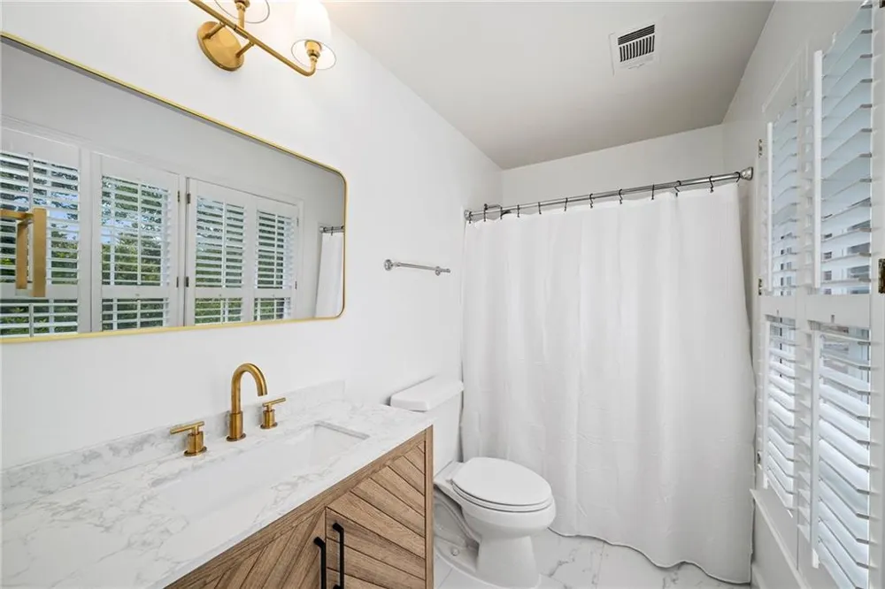 2134 River Cliff Drive Roswell, GA 30076