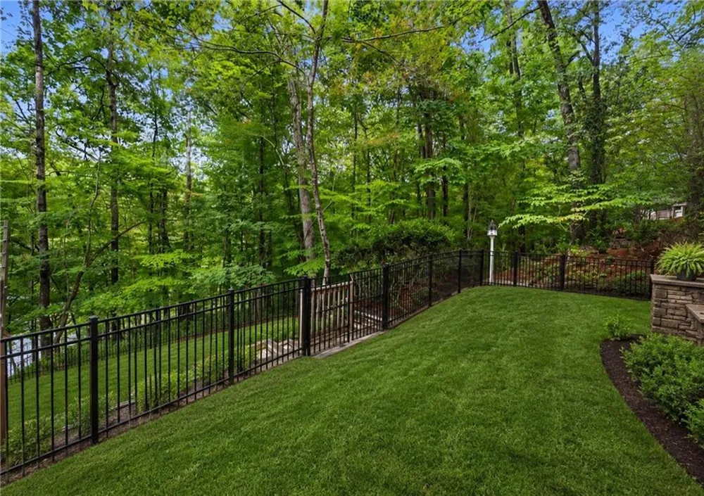 2134 River Cliff Drive Roswell, GA 30076