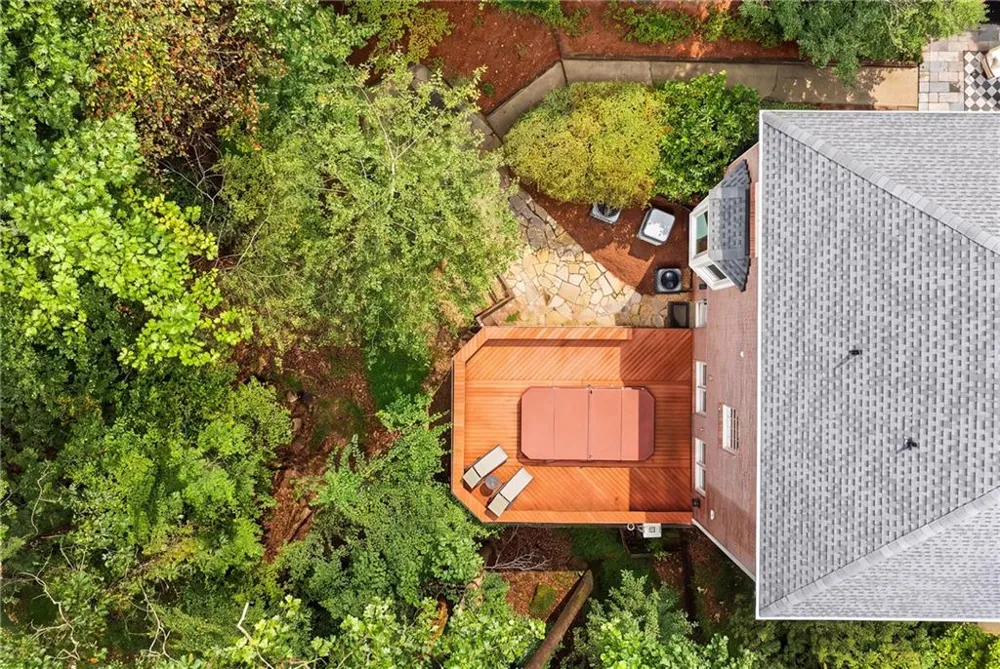 2134 River Cliff Drive Roswell, GA 30076