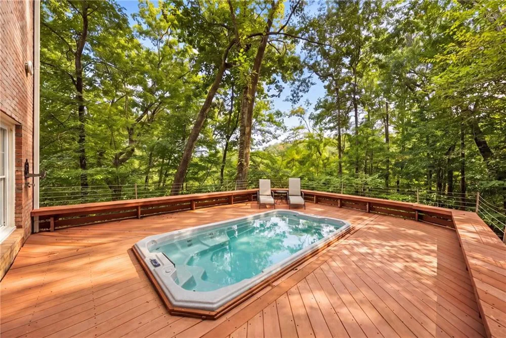 2134 River Cliff Drive Roswell, GA 30076