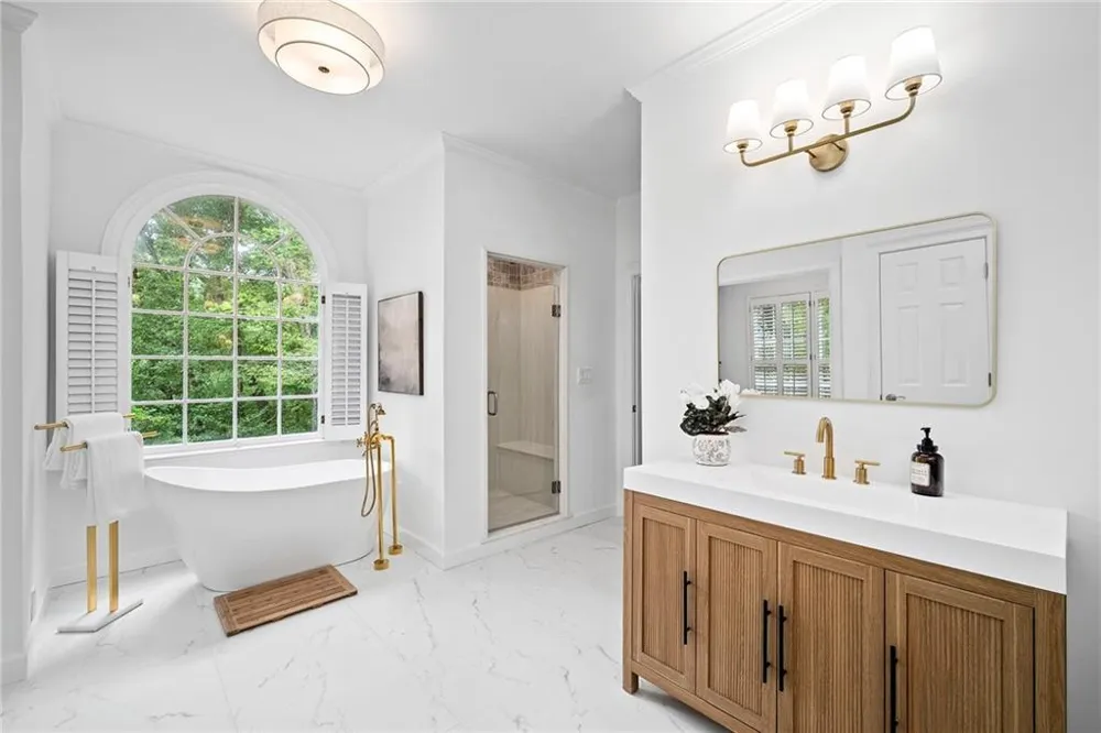2134 River Cliff Drive Roswell, GA 30076