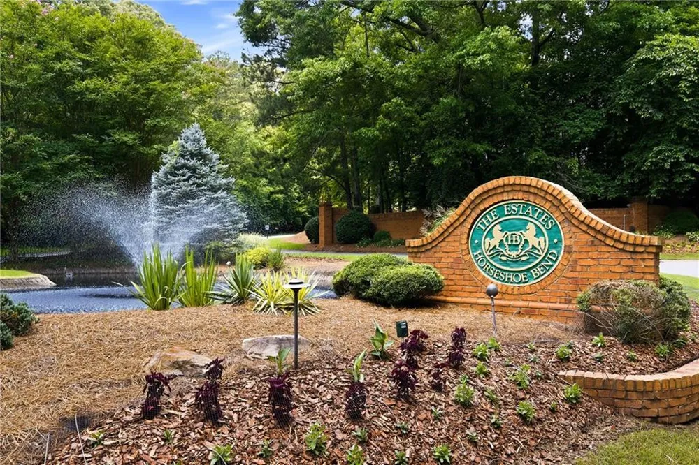 2134 River Cliff Drive Roswell, GA 30076