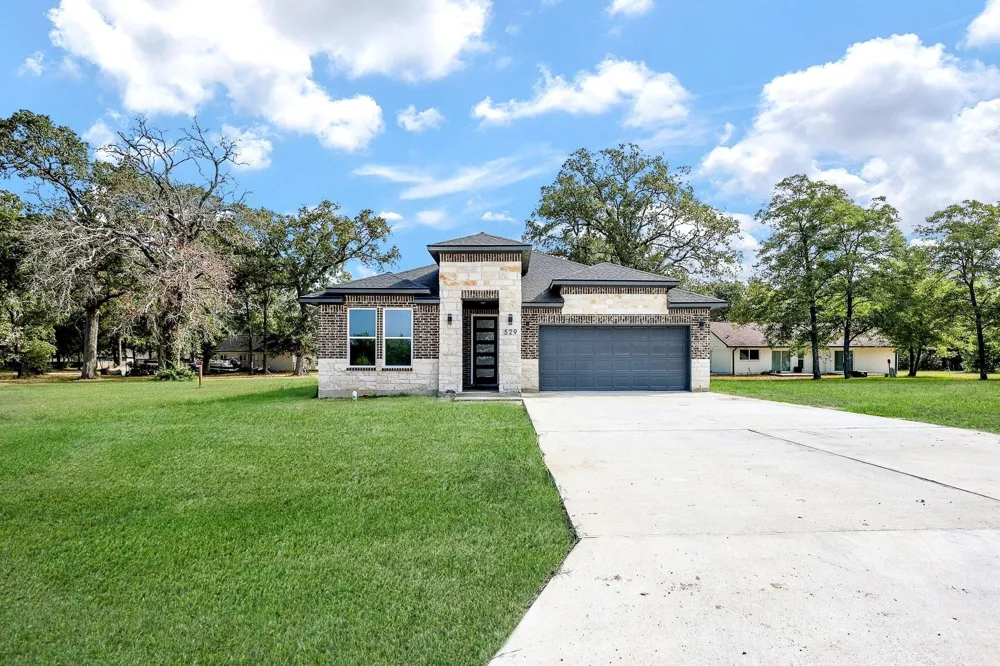 529 Echo Lane Livingston, TX 77351