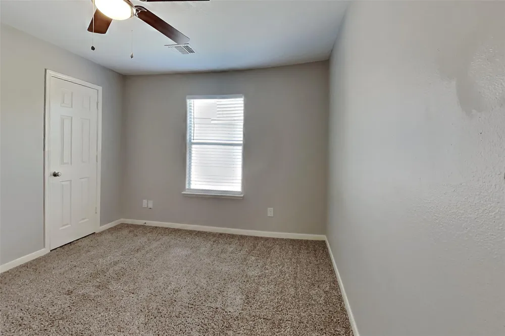 4294 Medina River Loop Spring, TX 77386