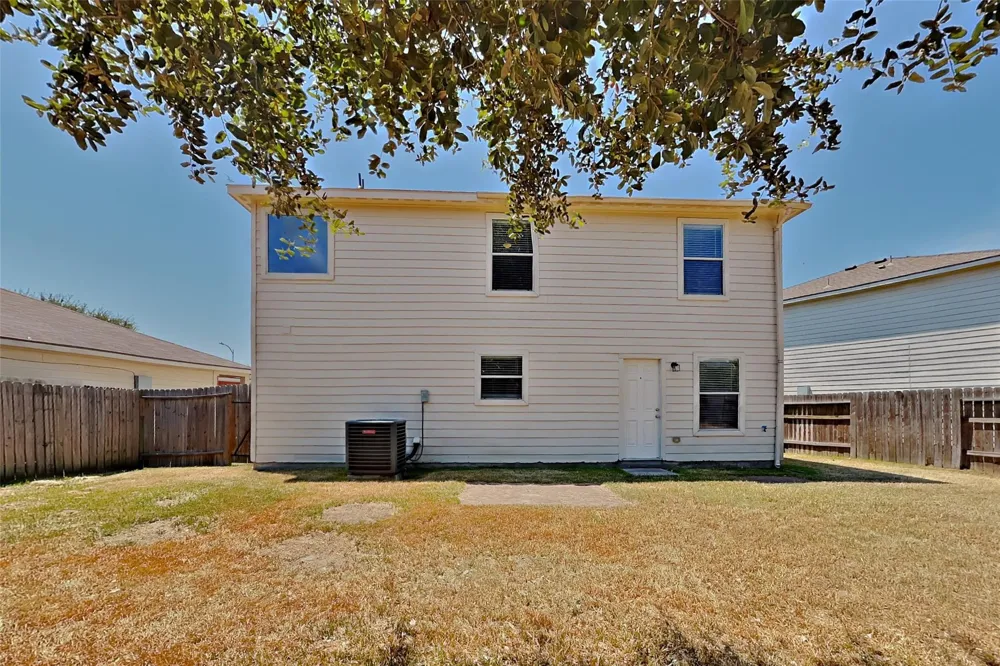 4294 Medina River Loop Spring, TX 77386