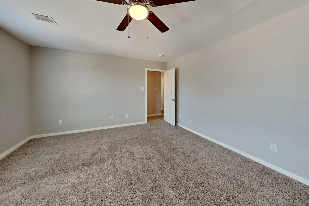 4294 Medina River Loop Spring, TX 77386
