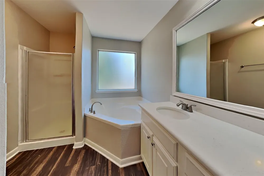 4294 Medina River Loop Spring, TX 77386