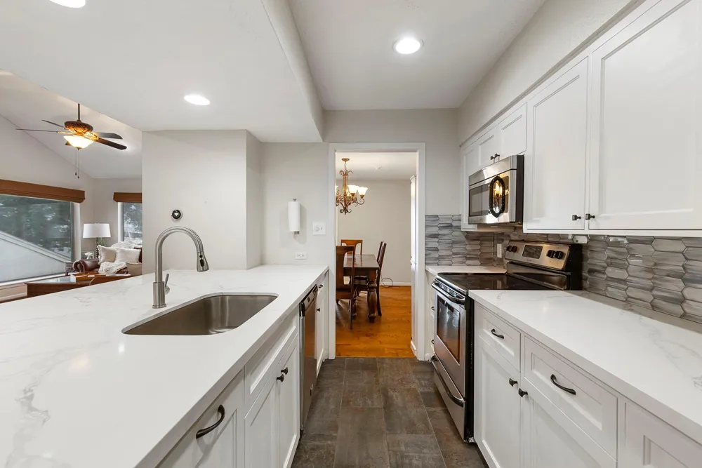 3930 Knollcrest Drive Montgomery, TX 77356