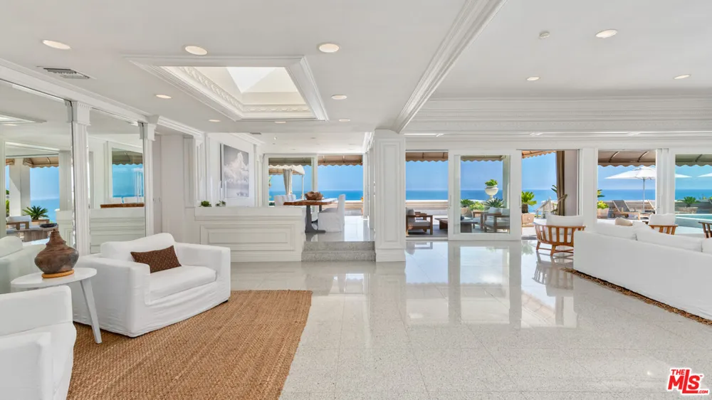 29000 Cliffside Drive Malibu, CA 90265