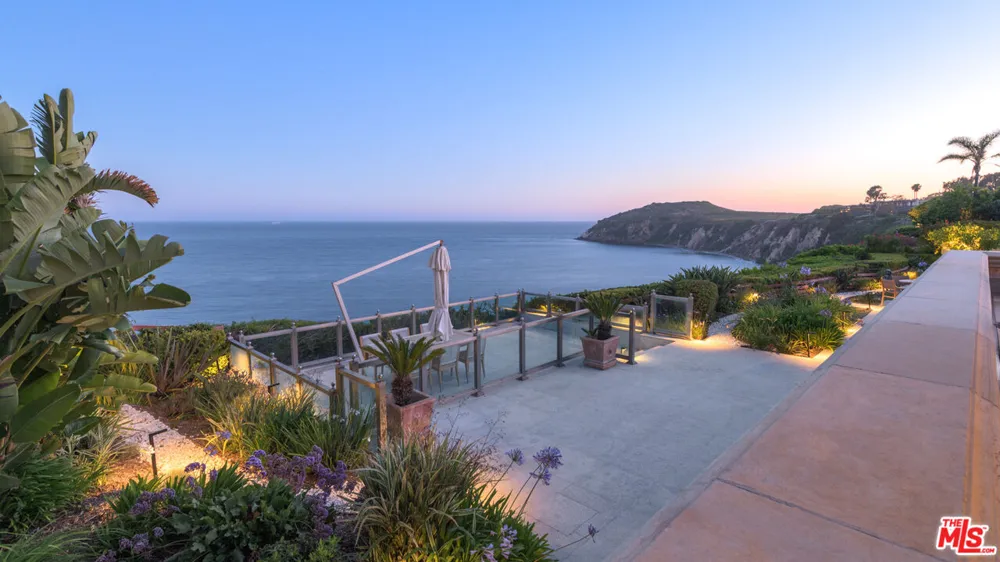 29000 Cliffside Drive Malibu, CA 90265
