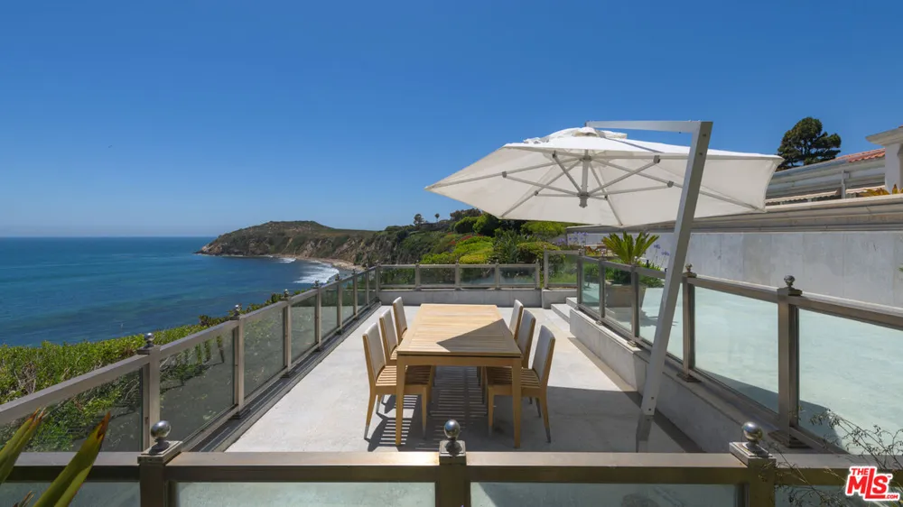 29000 Cliffside Drive Malibu, CA 90265